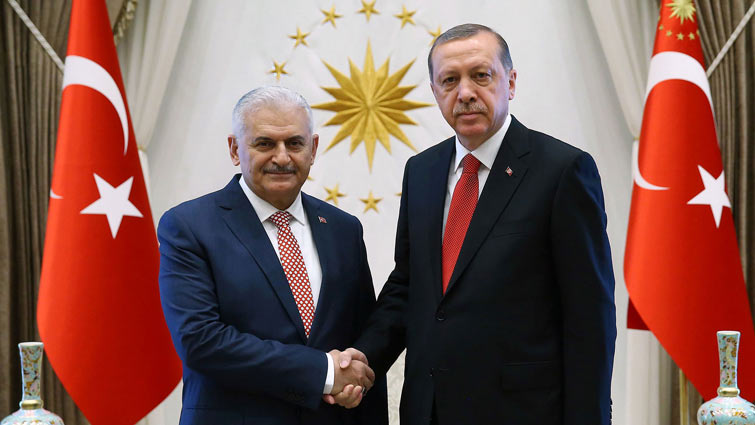 Başbakan Binali Yıldırım yeni kabineyi açıkladı