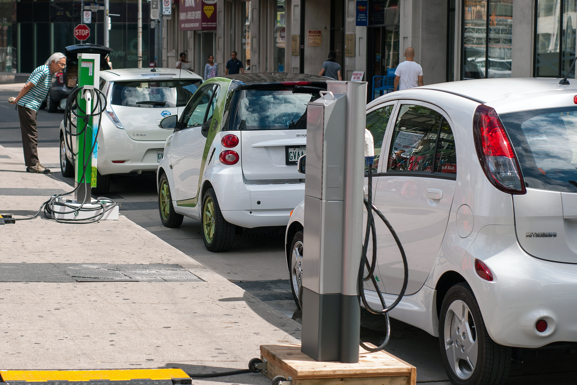 Alman ve Rus şirketi, elektrikli otomobil bataryası üretimi için anlaştı