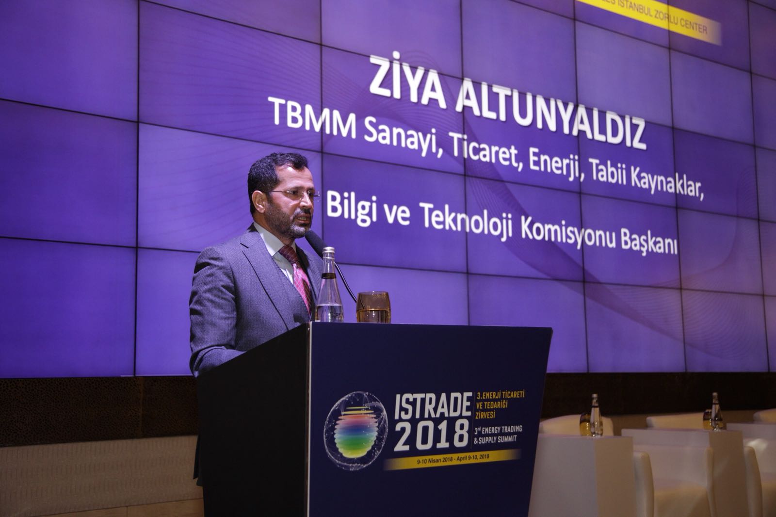 Altunyaldız: “Kontrolsüz bir ticaret savaşına doğru adım adım ilerliyorlar”