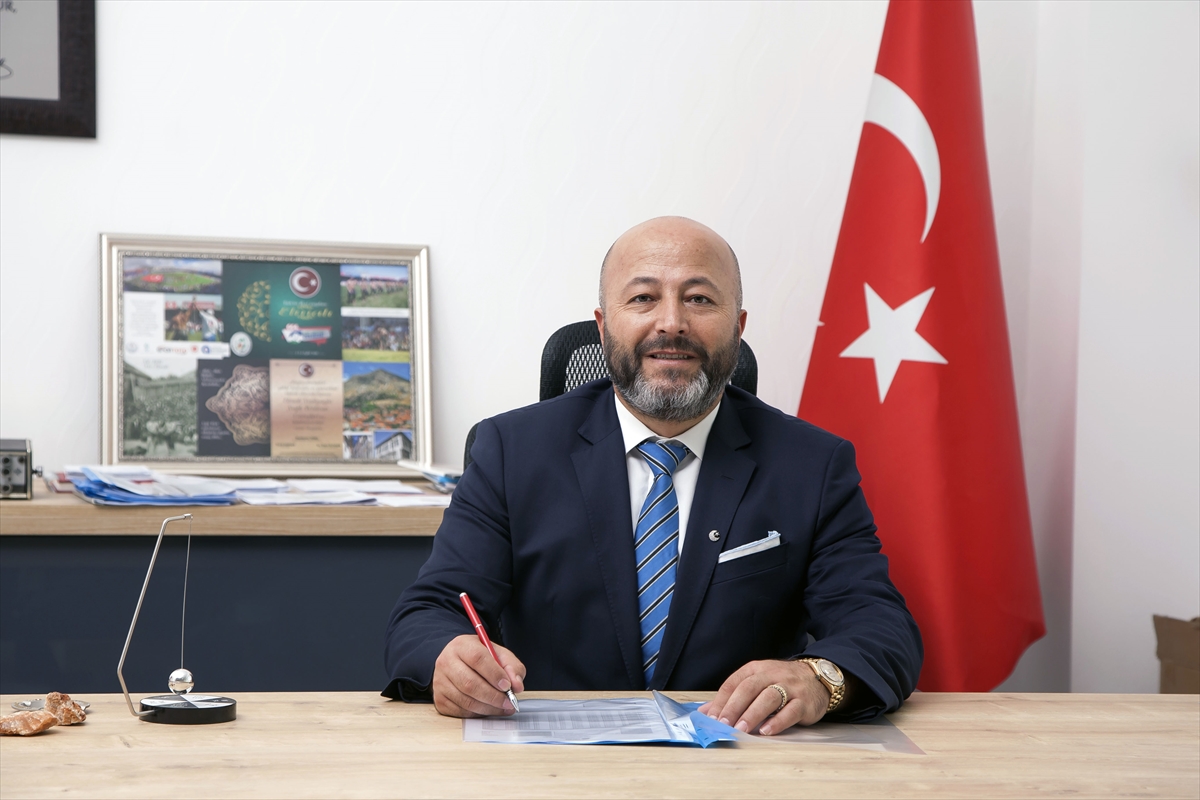 “Güneş enerjisi potansiyelimiz toplam elektrik ihtiyacımızdan fazla”
