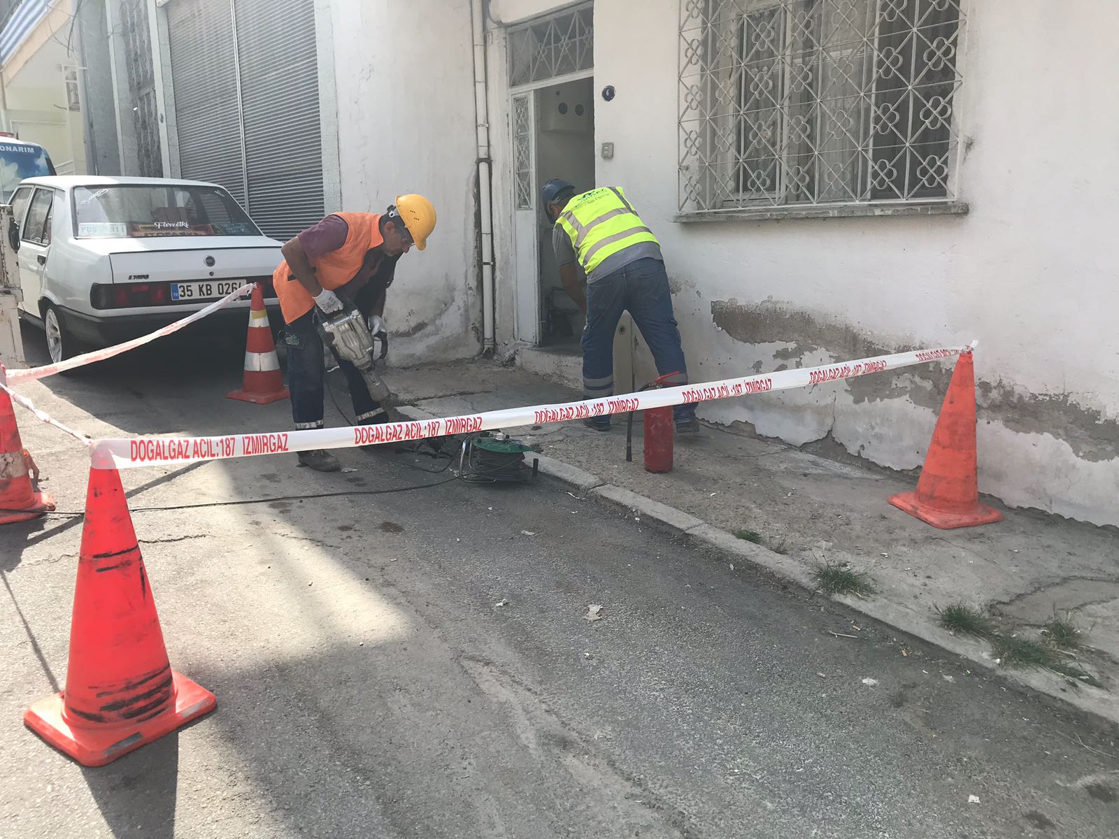 İzmir Doğalgaz kutu söküm işlemlerine başladı