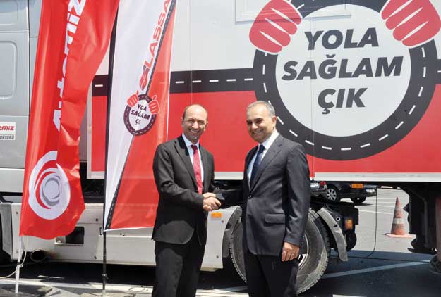 Lassa ve Aytemiz uzun yol şoförleri için bir araya geldi