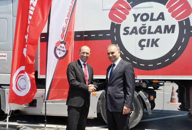 Lassa ve Aytemiz uzun yol şoförleri için bir araya geldi