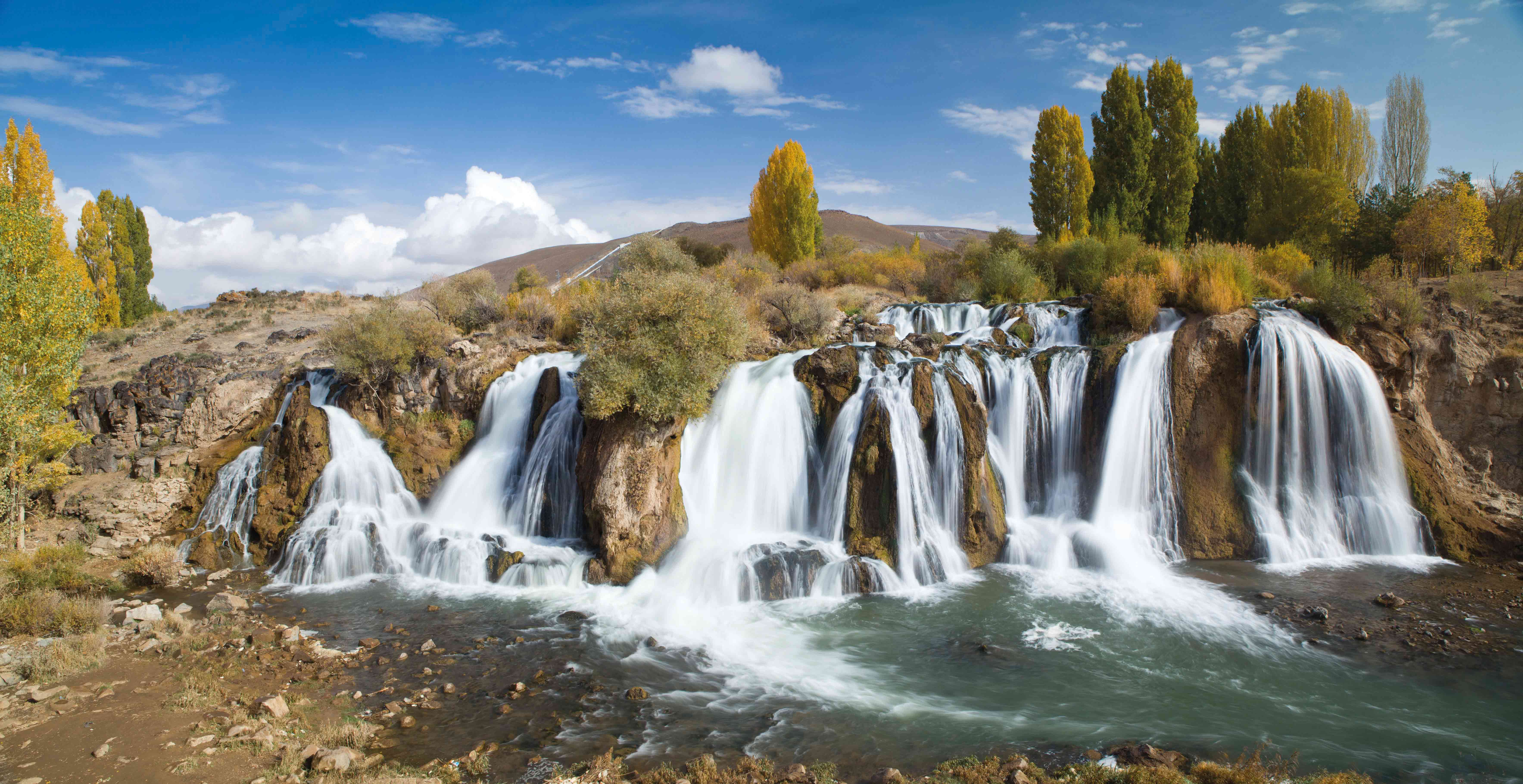Türkiye’nin doğal güzellikleri Aksa Doğalgaz Faaliyet Raporu’nda toplandı