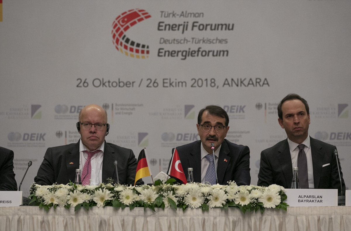 Bakan Dönmez, Alman mevkidaşıyla görüştü
