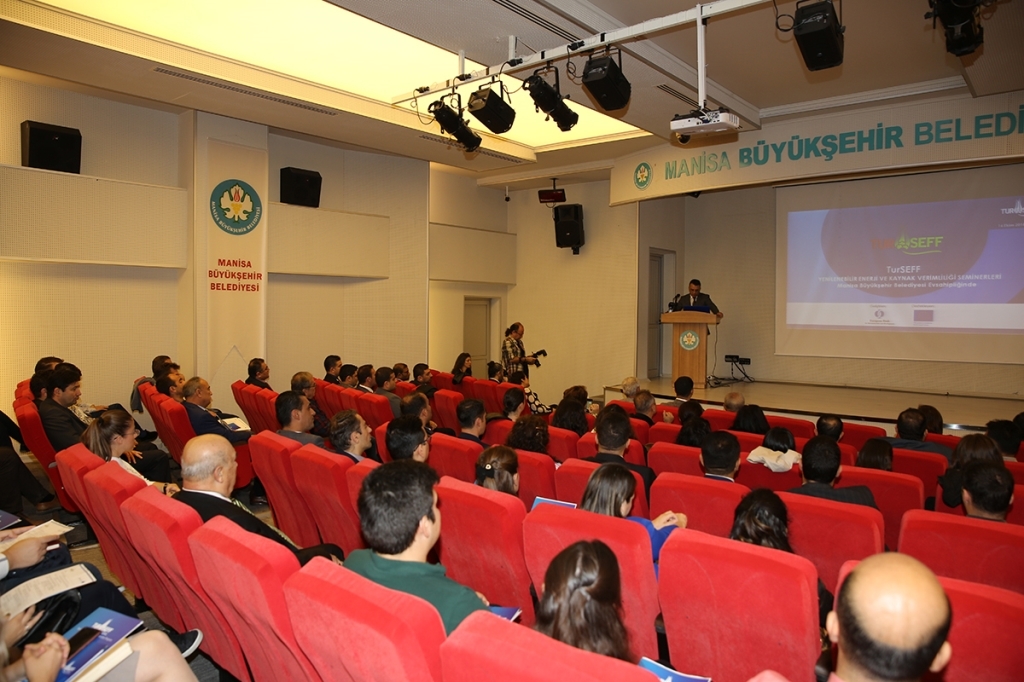 Manisa’da yenilenebilir enerji semineri yapıldı