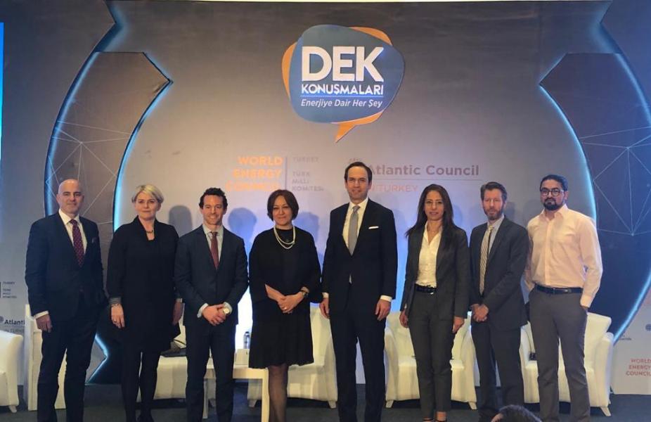 Uzmanlar yenilenebilir enerji sektörünü konuşmak için İstanbul’da buluştu