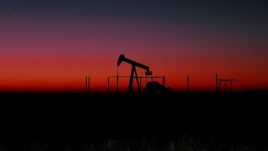 ABD, petrol fiyatı tahminini 10 dolar aşağı çekti
