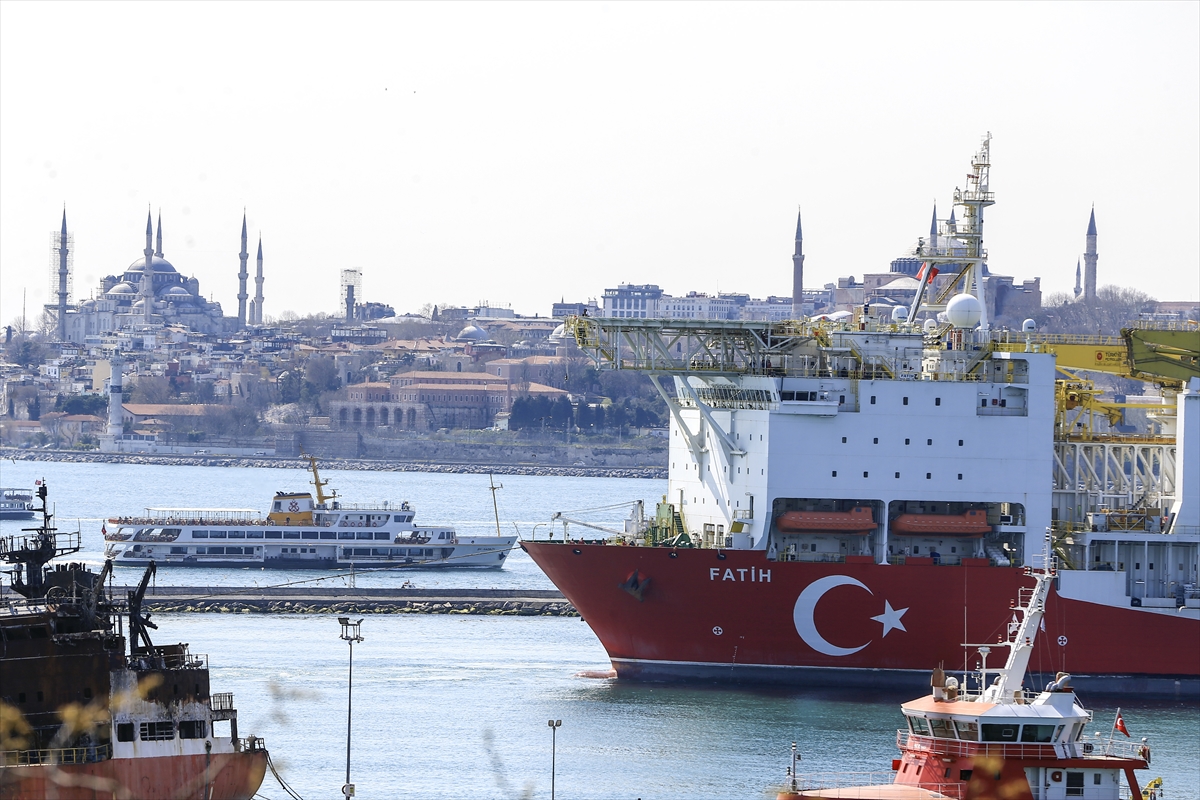 “Fatih” sondaj gemisi Haydarpaşa Limanı’nda