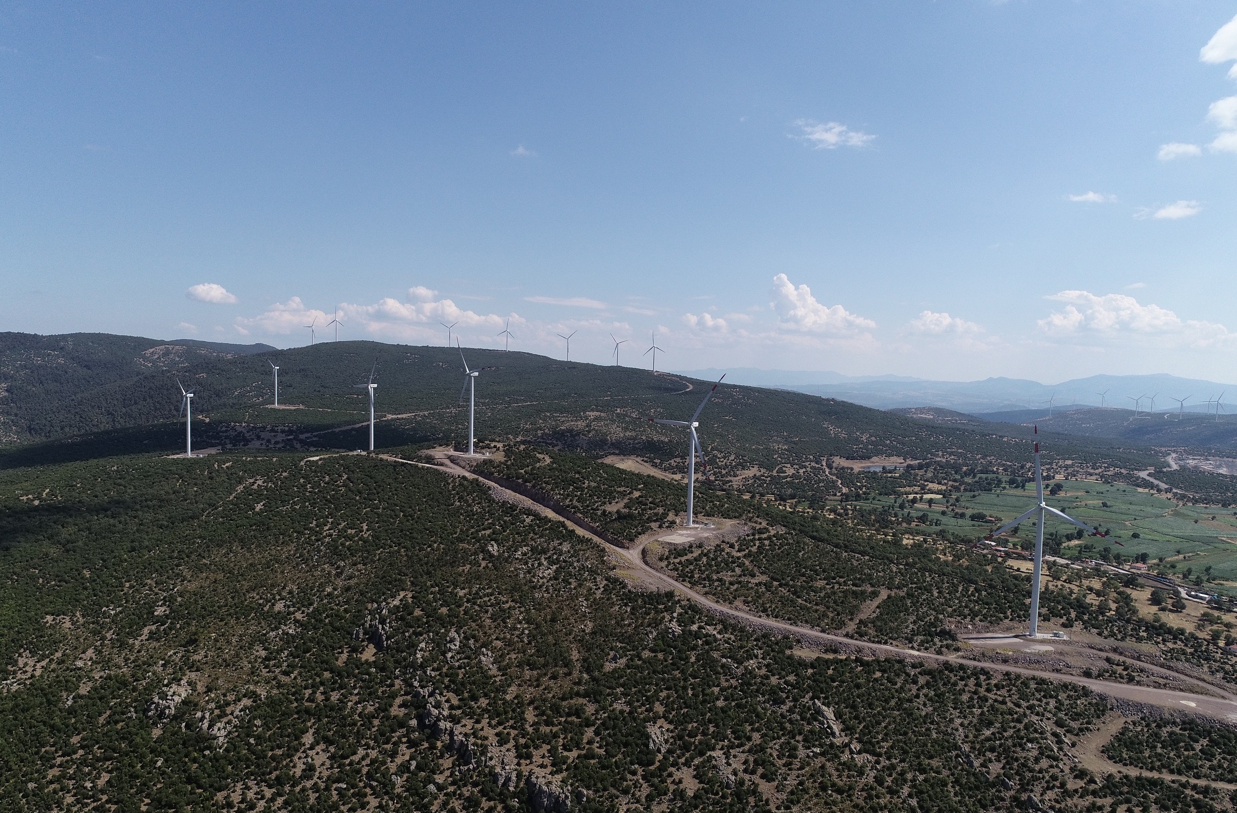 İki şirket Türkiye’de 193 megavat gücünde rüzgar santralleri kuracak