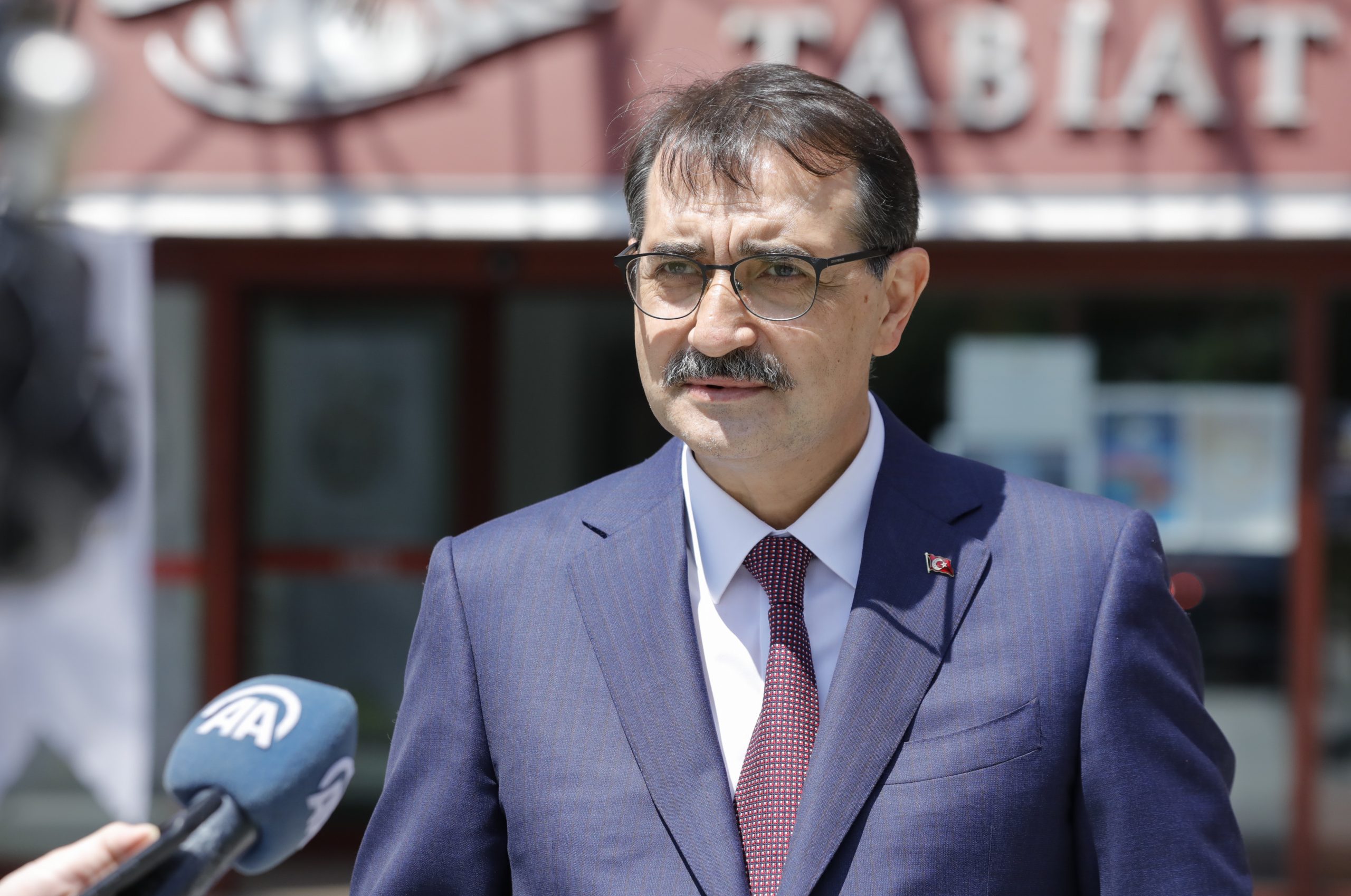 “Türkiye’nin enerjisi darbelere geçit vermeyecek”