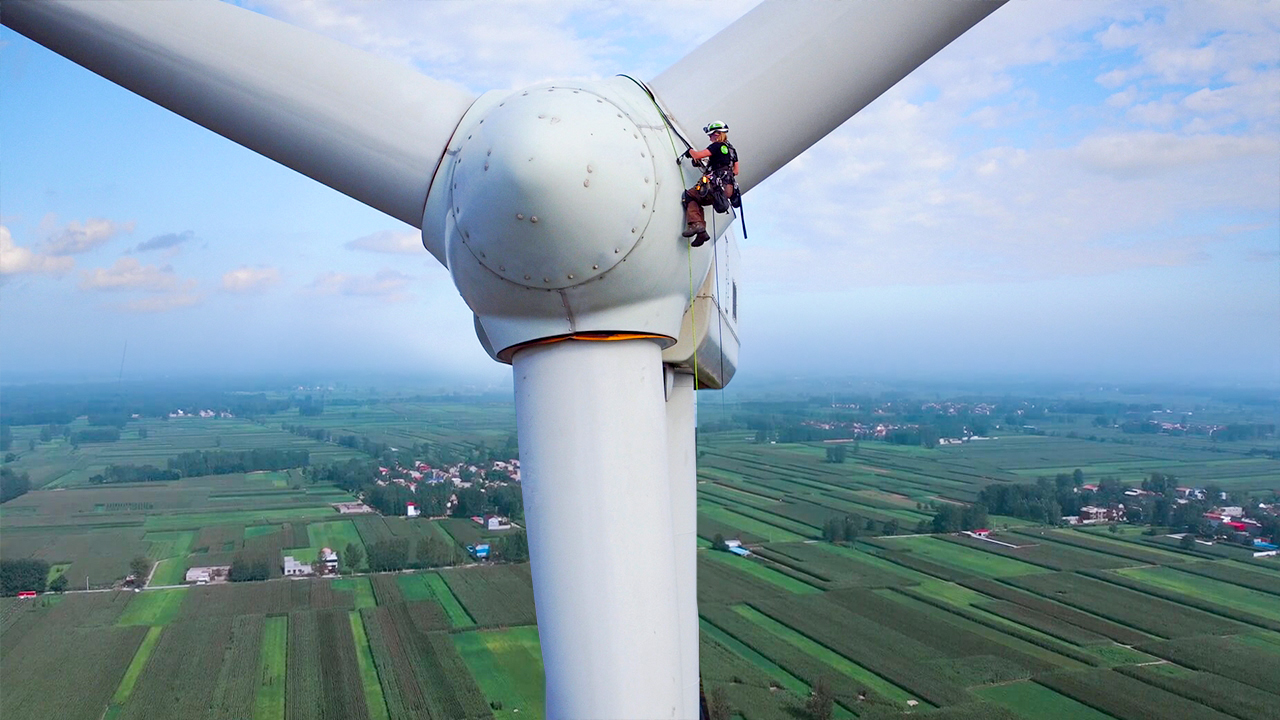 Rüzgar enerjisi Türkiye’de binlerce kişiye istihdam sağlıyor