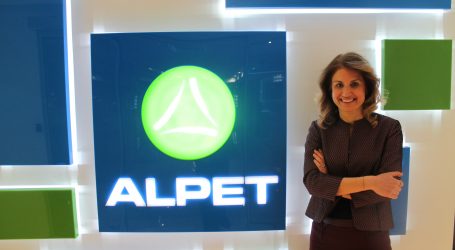 Alpet CFO’su Sayınataç 8. Mali İşler ve Finans Yöneticileri Zirvesi’nde konuşmacı olarak yer aldı