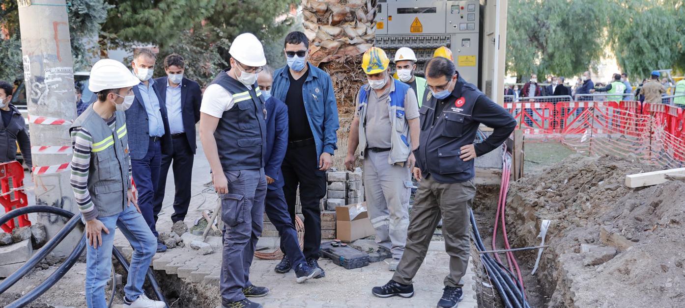 Bakan Dönmez: “İzmir’de tüm şebekeye doğal gaz verildi”