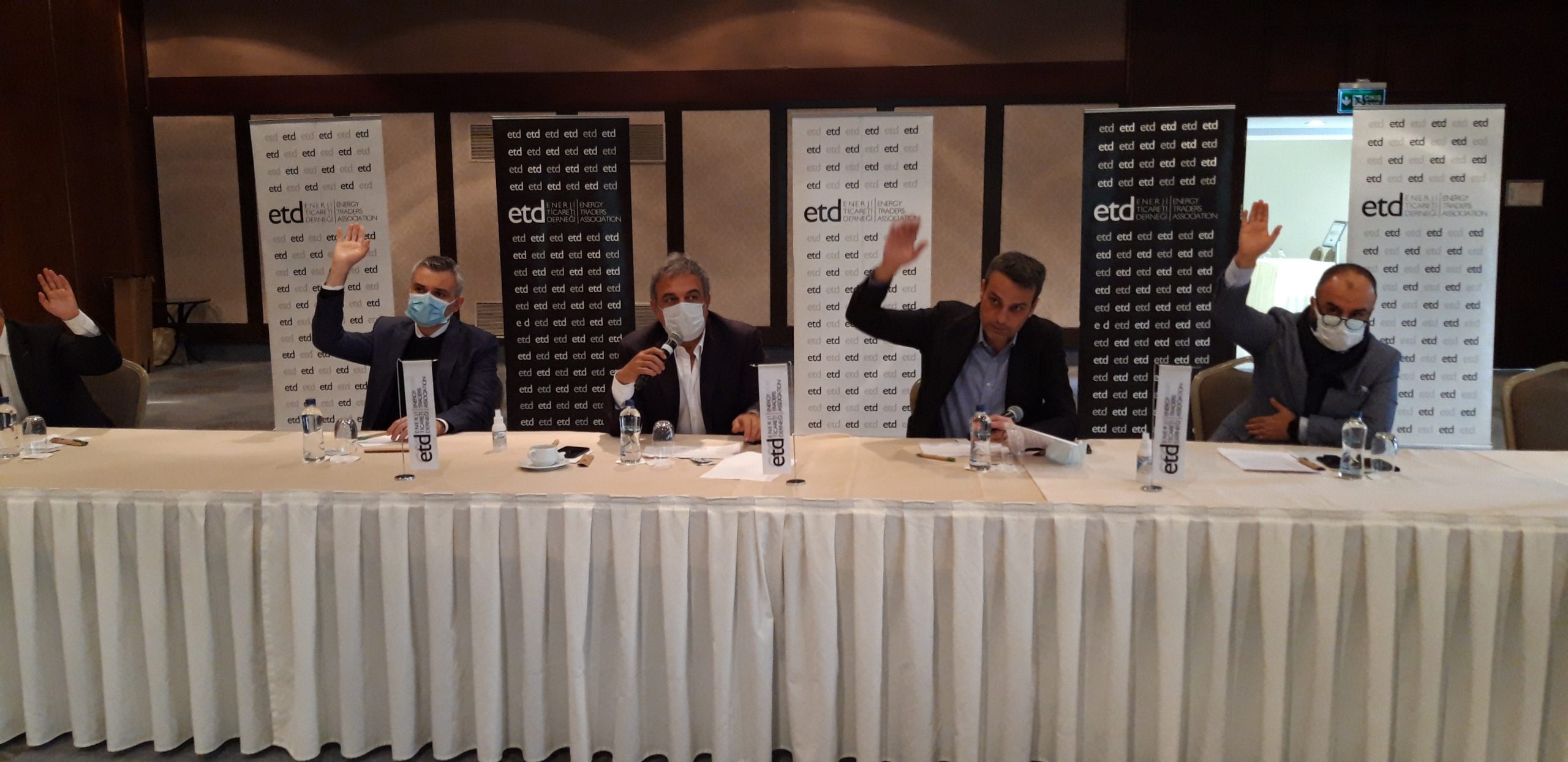 ETD’nin 10. Olağan Genel Kurulu’nda Başkanlığa yeniden Burak Kuyan seçildi