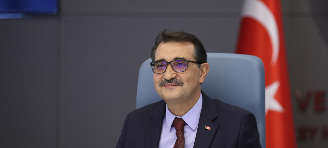 Bakan Dönmez’den 23 Nisan mesajı
