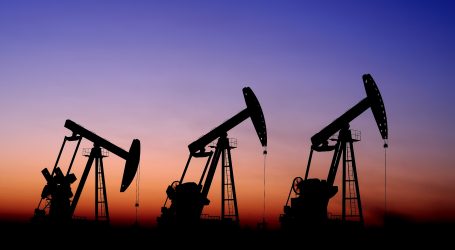 Brent petrolün varili 73,07 dolar