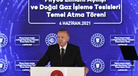 Cumhurbaşkanı Erdoğan: Amasra-1 kuyusunda 135 milyar metreküplük yeni bir doğal gaz keşfi daha yapıldı