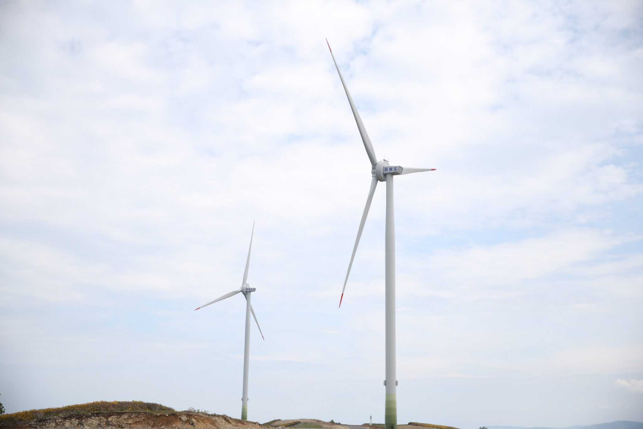 Akkuş�a kurulan rüzgar enerji santrali günlük 12 bin evin elektrik
