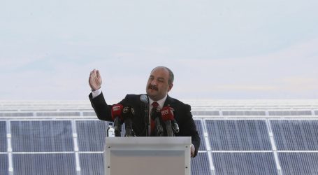 Bakan Varank: “Yenilenebilir enerji konusunda sektörü desteklemeye devam edeceğiz”