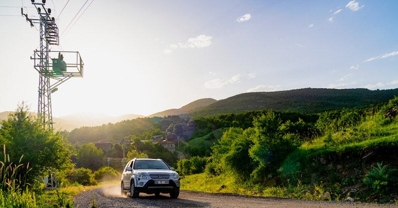 Fırat EDAŞ, yatırımları ile köye dönüşe enerji oluyor