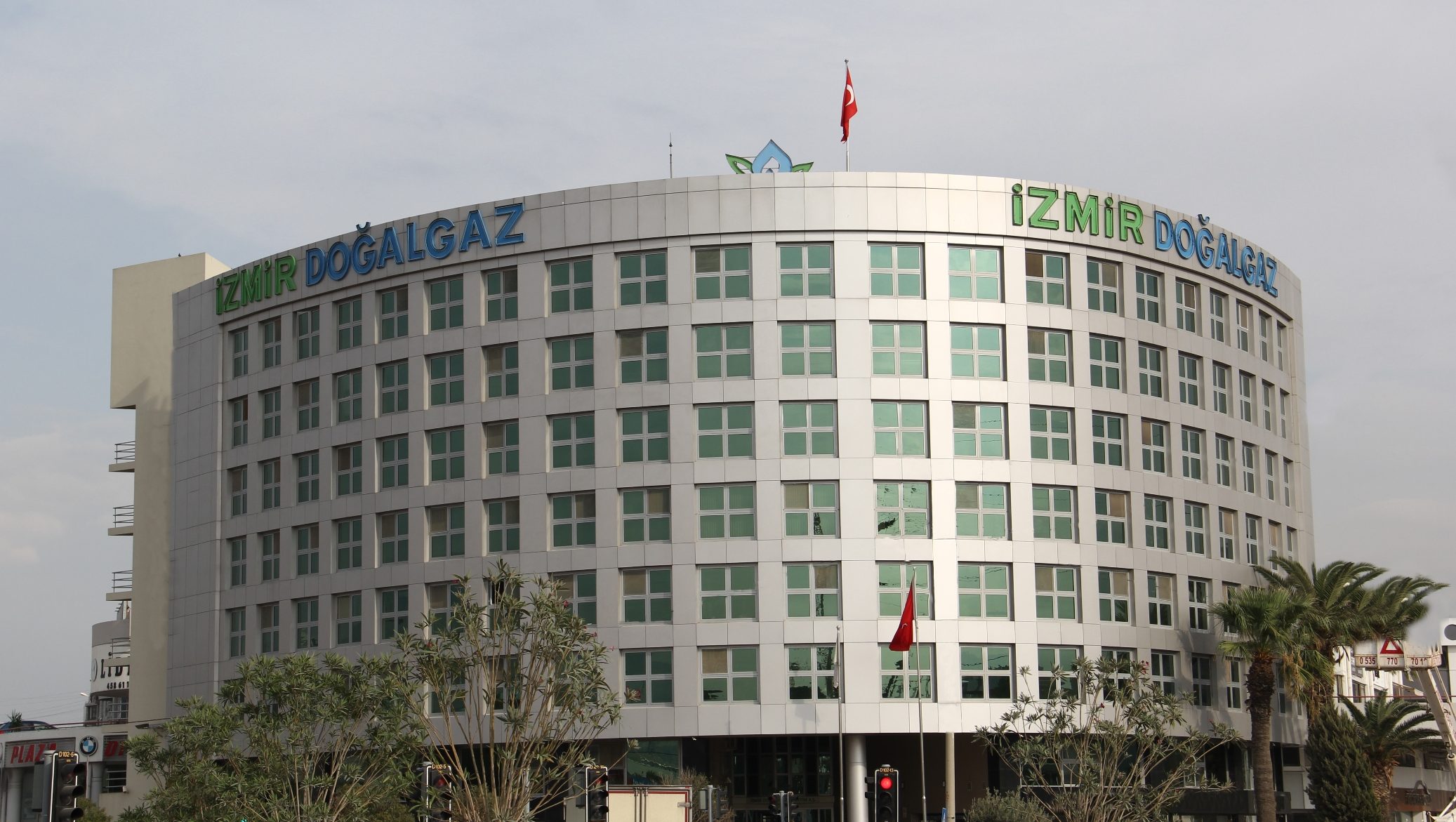 İzmir’de Dikili ve Beydağ için doğal gaz altyapı çalışmaları başladı