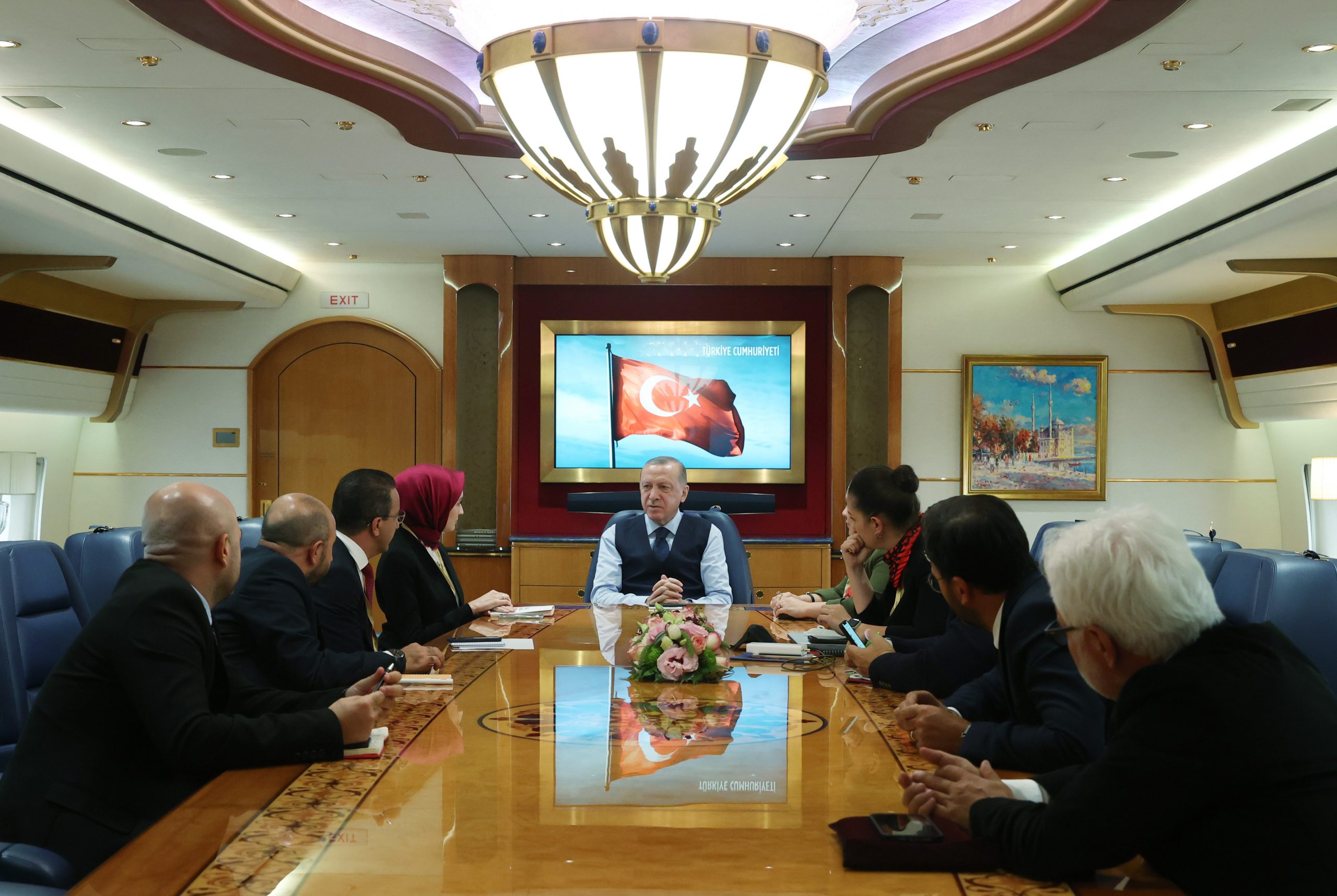 Cumhurbaşkanı Erdoğan, Putin’le inşası planlanan 2 yeni nükleer santralin yapımını görüştü