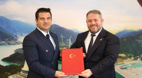 EÜAŞ ile ASELSAN arasında ‘yerli rüzgar türbini imalatı’ konulu sözleşme imzalandı
