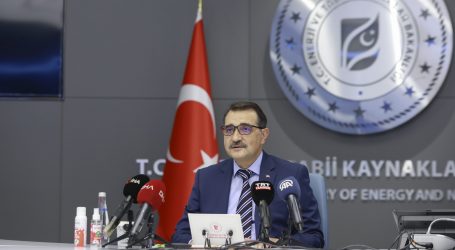Bakan Dönmez: “Azerbaycan’la 11 milyar metreküplük ilave doğal gaz ticaret anlaşması yapıldı”
