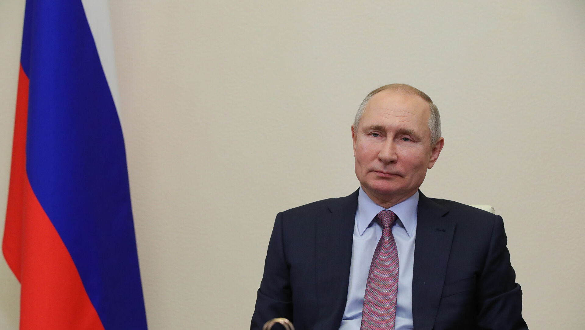 Putin: “ABD’de petrol ürünleri fiyatı bizim yüzümüzden artmıyor, halklarını kandırıyorlar”