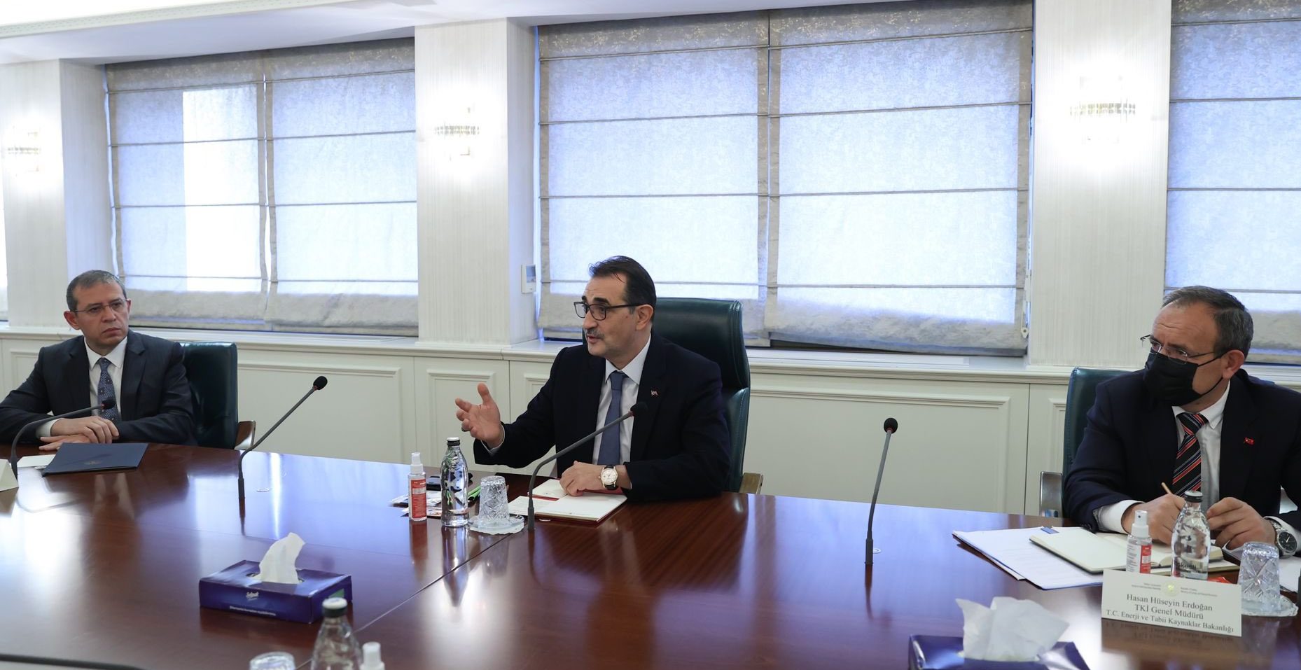 Bakan Dönmez: “Sosyal destek olarak verilen ısınma yardımının kapsamı doğal gazı da içine alacak şekilde genişletildi”