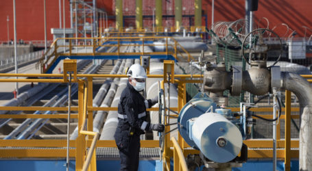Shell, dev LNG tesisi Prelude’den sevkiyatları durdurdu