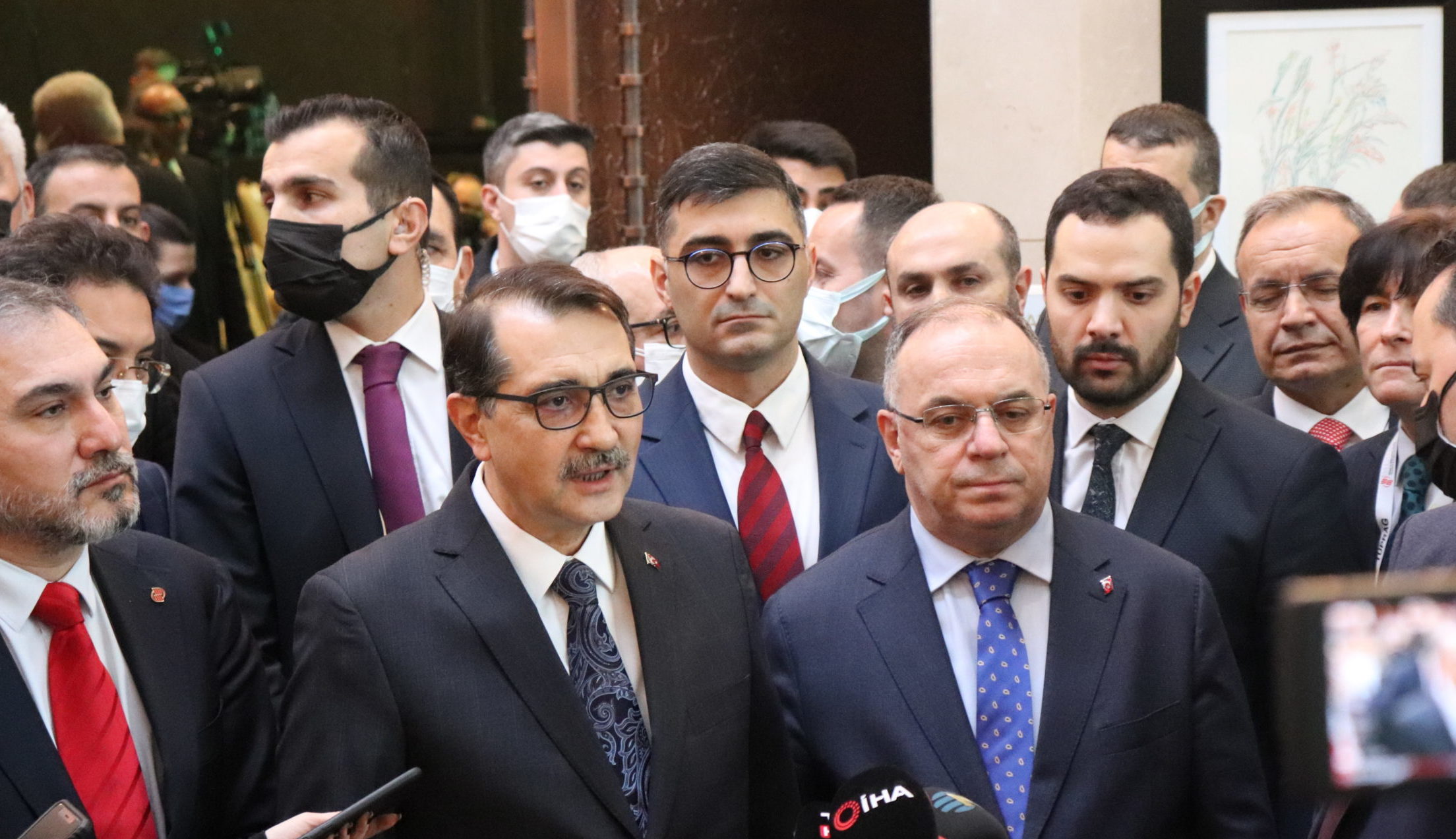 Bakan Dönmez: “İndirimli elektrik tarifesi taleplerini değerlendiriyoruz”