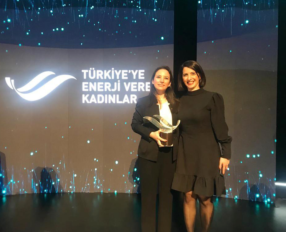 YEDAŞ’a, Türkiye’ye Enerji Veren Kadın Ödülü