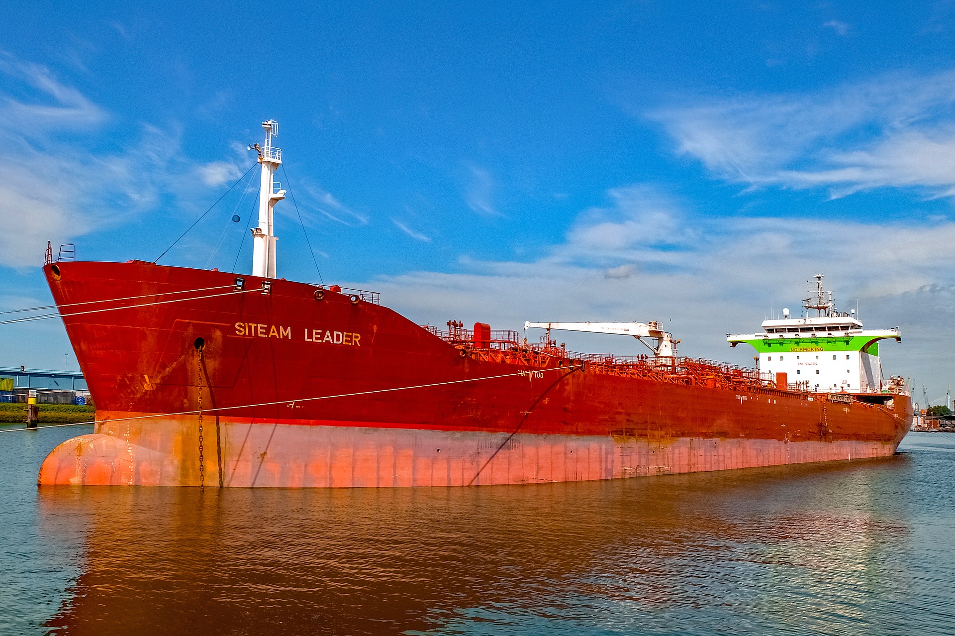 Rus gazına alternatif görülen LNG, Avrupa için kısa vadede çözüm oluşturmuyor