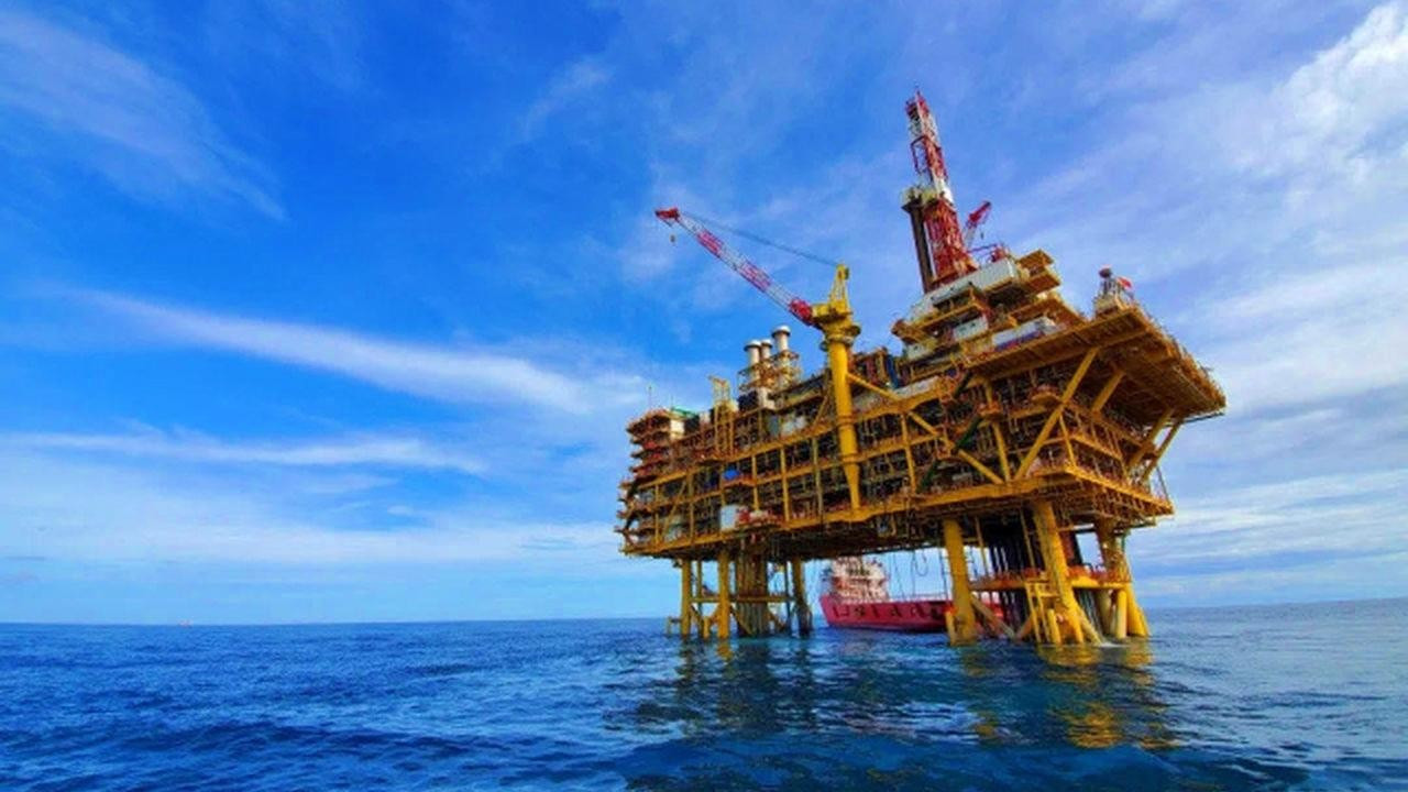Küresel petrol arzı mayısta arttı
