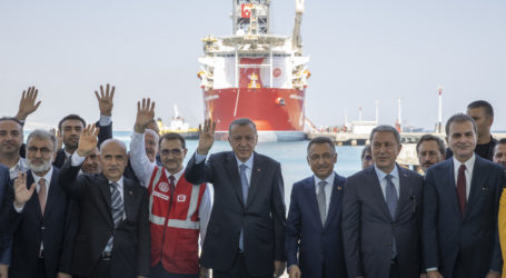 Cumhurbaşkanı Erdoğan: “Denizlerde, dünyada eşine az rastlanır bir sondaj filosuna sahibiz”