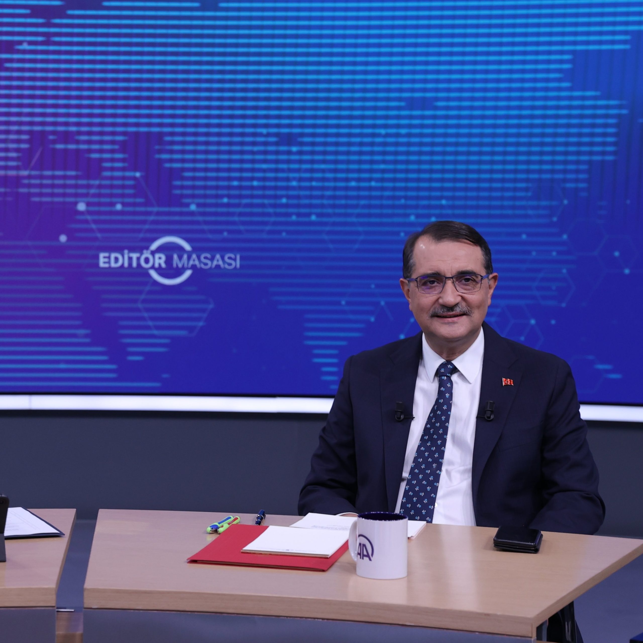 Bakan Dönmez, “Karadeniz gazını 2023’ün Mart ayı içinde inşallah karada yakmış olacağız”