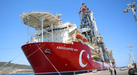 Abdülhamid Han sondaj gemisi Akdeniz’deki ilk görev yeri Yörükler-1’e ulaştı