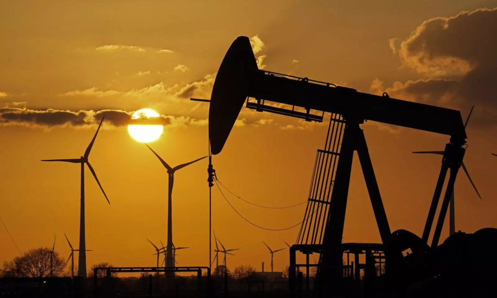 Brent petrolün varil fiyatı son bir ayın en düşük seviyesine geriledi