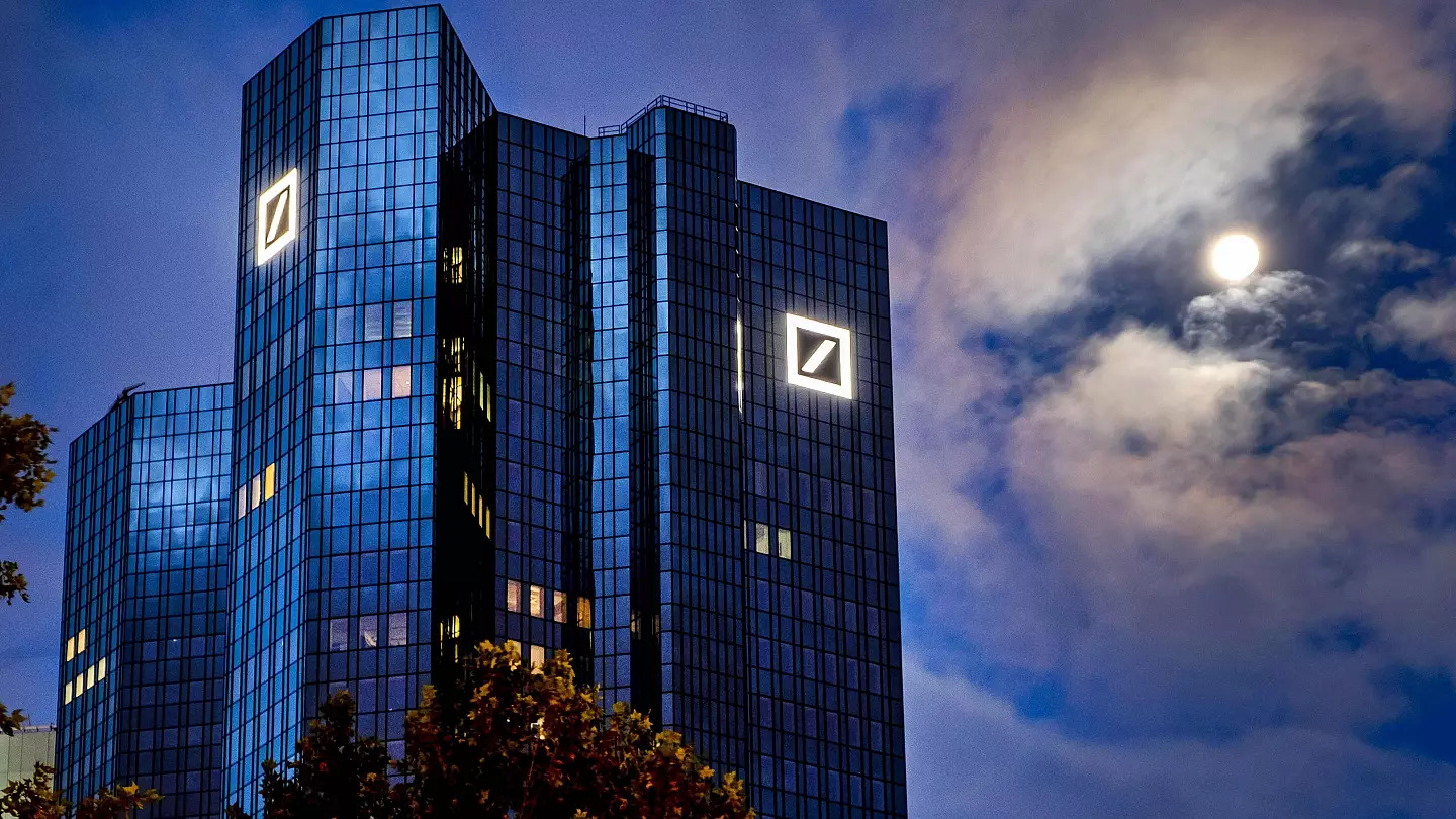 Deutsche Bank’tan 3. çeyrekte enerji krizine rağmen 1,2 milyar avro kar