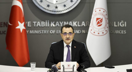 Bakan Dönmez: ‘Türkiye enerjide kritik roller üstlenmeye devam edecek’