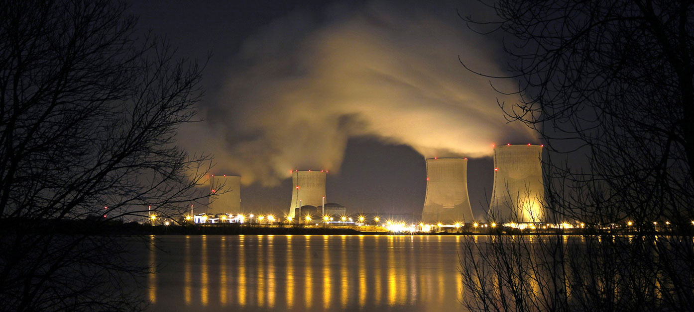 Fransa’da 18 nükleer santralden 12’sindeki  elektrik kesintisi gündemde