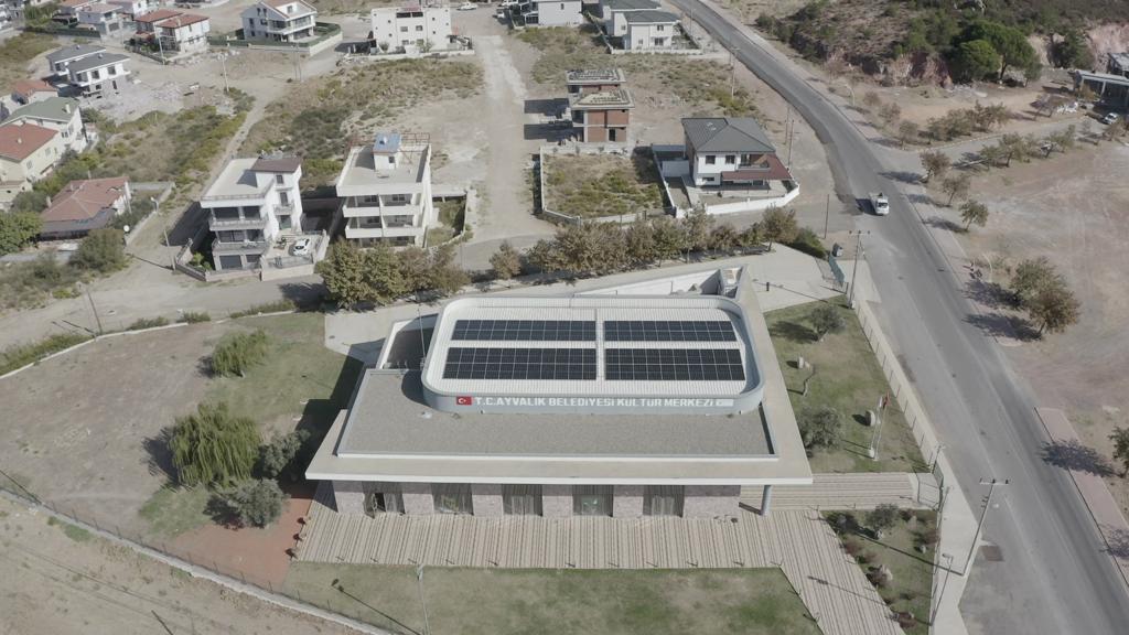 Enerjisa Enerji, Ayvalık Küçükköy’ü yenilenebilir enerji çözümleri ve Eşarj ile buluşturdu