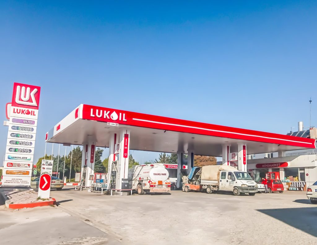 LUKOIL, Karaman’da Aypi Petrol ile hizmetine devam ediyor