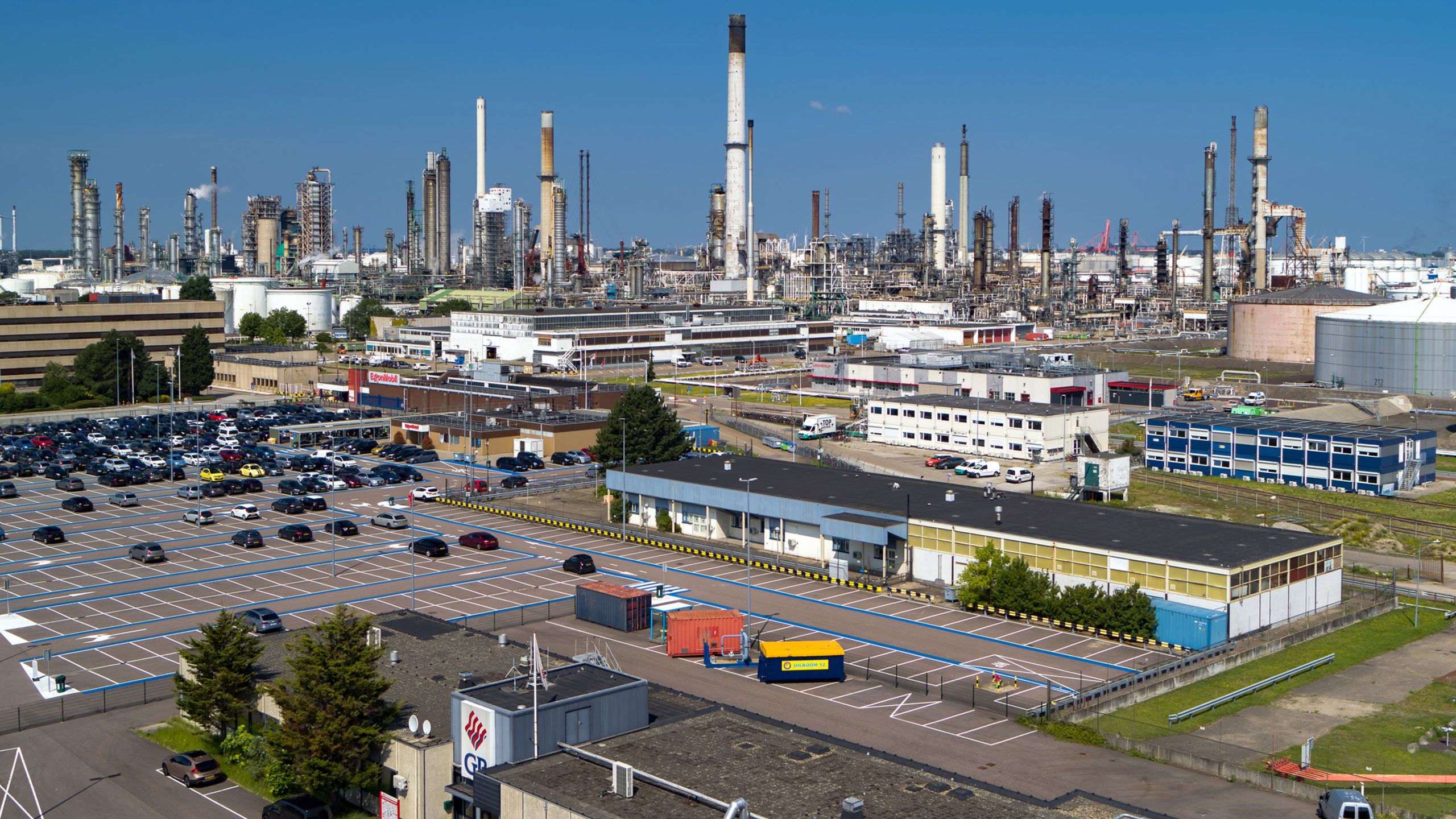 Exxon, enerji şirketlerinin ‘aşırı kârlarına’ yönelik vergileri engellemek için AB’ye dava açtı