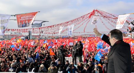 Bakanlar Dönmez ve Varank, Erzurum’daki toplu açılış törenine katıldı