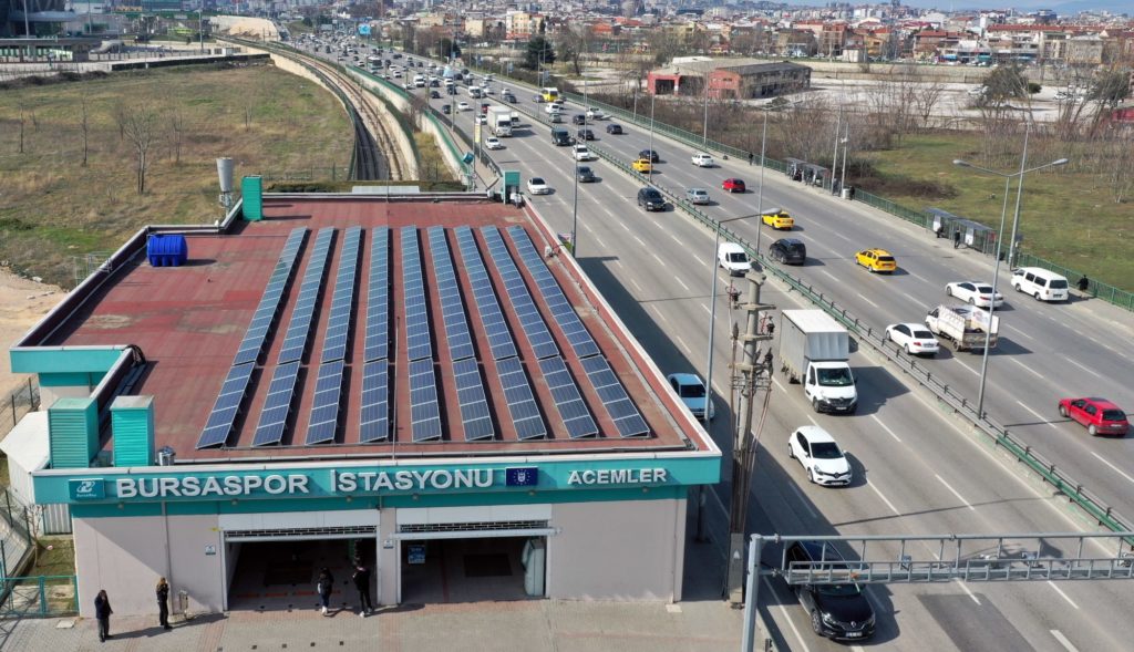 Bursa Büyükşehir Belediyesi 2022'de tükettiği enerjinin yarısını yenilenebilir kaynaklardan karşıladı