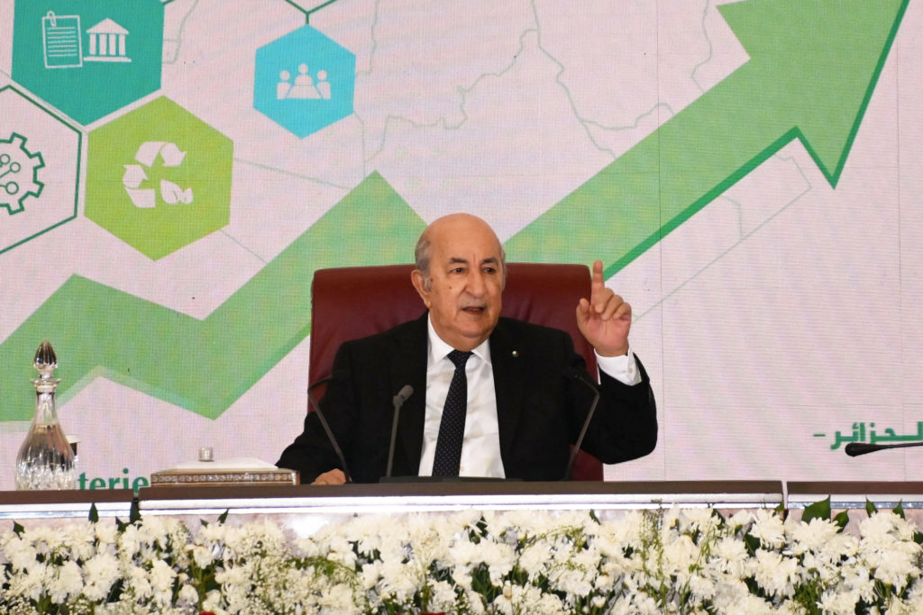 Cezayir Cumhurbaşkanı Tebbun, hidrokarbon dışı ihracatın arttığını açıkladı