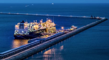 Katar, Hindistan ile yıllık 7,5 milyon tonluk LNG ihracatı anlaşmasını yeniledi